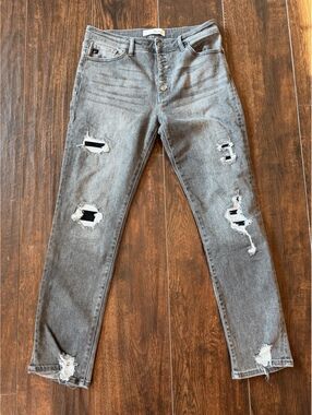 KanCan Gray Distressed Skinny Jeans with Black Patch Details